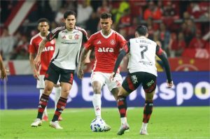 Flamengo x Inter: Veja onde assistir, escalações e arbitragem