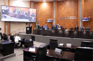 AL adia projeto que acaba com “sindicalistas eternos” em MT