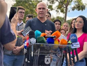 Abilio diz que visita a Bolsonaro é para rever um amigo, não para pedir bênção política