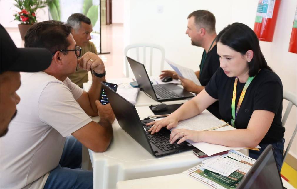 Sema promove Dia de Campo em comunidade rural para atendimento do Programa Regulariza Rural