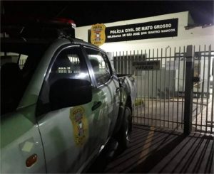 Ação das Polícias Civil e Militar prende dois investigados por tráfico de drogas em São José dos Quatro Marcos