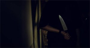 Júri condena a prisão filho que matou próprio pai a facadas após discussão