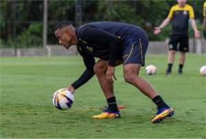 Botafogo avança na contratação de Dantas, do Novorizontino