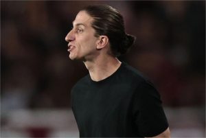 Filipe Luís vive pior crise no Flamengo e cobranças aumentam