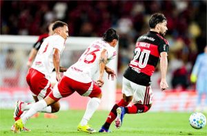 Flamengo e Inter empatam e seguem sem vencer no Brasileirão