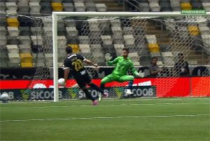 Atlético-MG empata no último minuto e evita derrota para o Remo, na Arena MRV