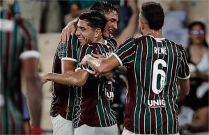 Trio desencanta, Fluminense vence o Bangu e avança no Carioca