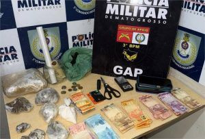 Três homens são presos em flagrante suspeitos por tráfico de drogas em Cuiabá