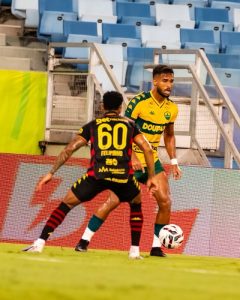 Cuiabá empata sem gols com o Sport na estreia da Série B