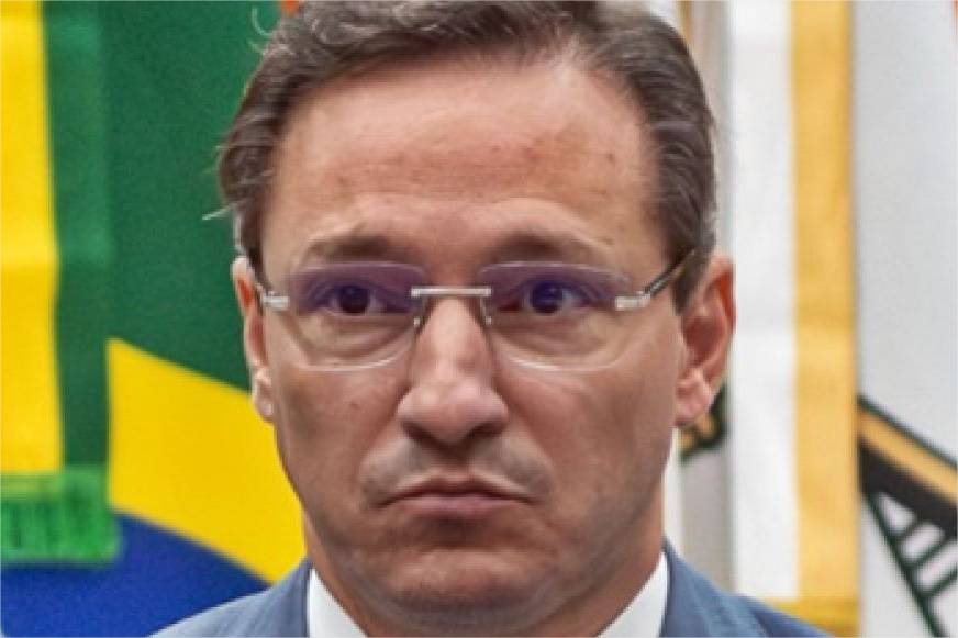 Eficiência, diálogo e modernização