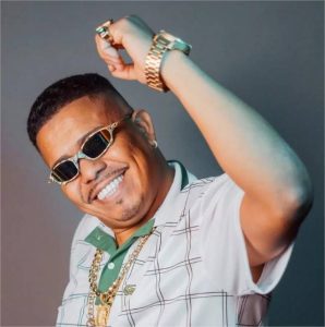 Alvo em operação, MC Mestrão tem prisão mantida pela Justiça