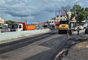 Obras do BRT seguem com execução de nova camada de asfalto na Prainha