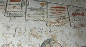 Visitantes da Índia picharam dezenas de tumbas egípcias há 2 mil anos