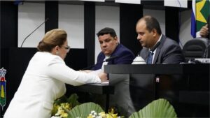 Ilde Taques consolida chapa com 17 votos à Mesa da Câmara e nega projeto pessoal